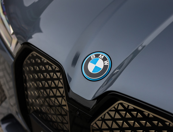 BMW IX50 X-Drive